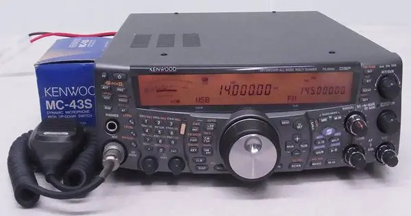 無線機買取事例｜TS-2000の種類（ケンウッド｜参考：モデル別周波数 